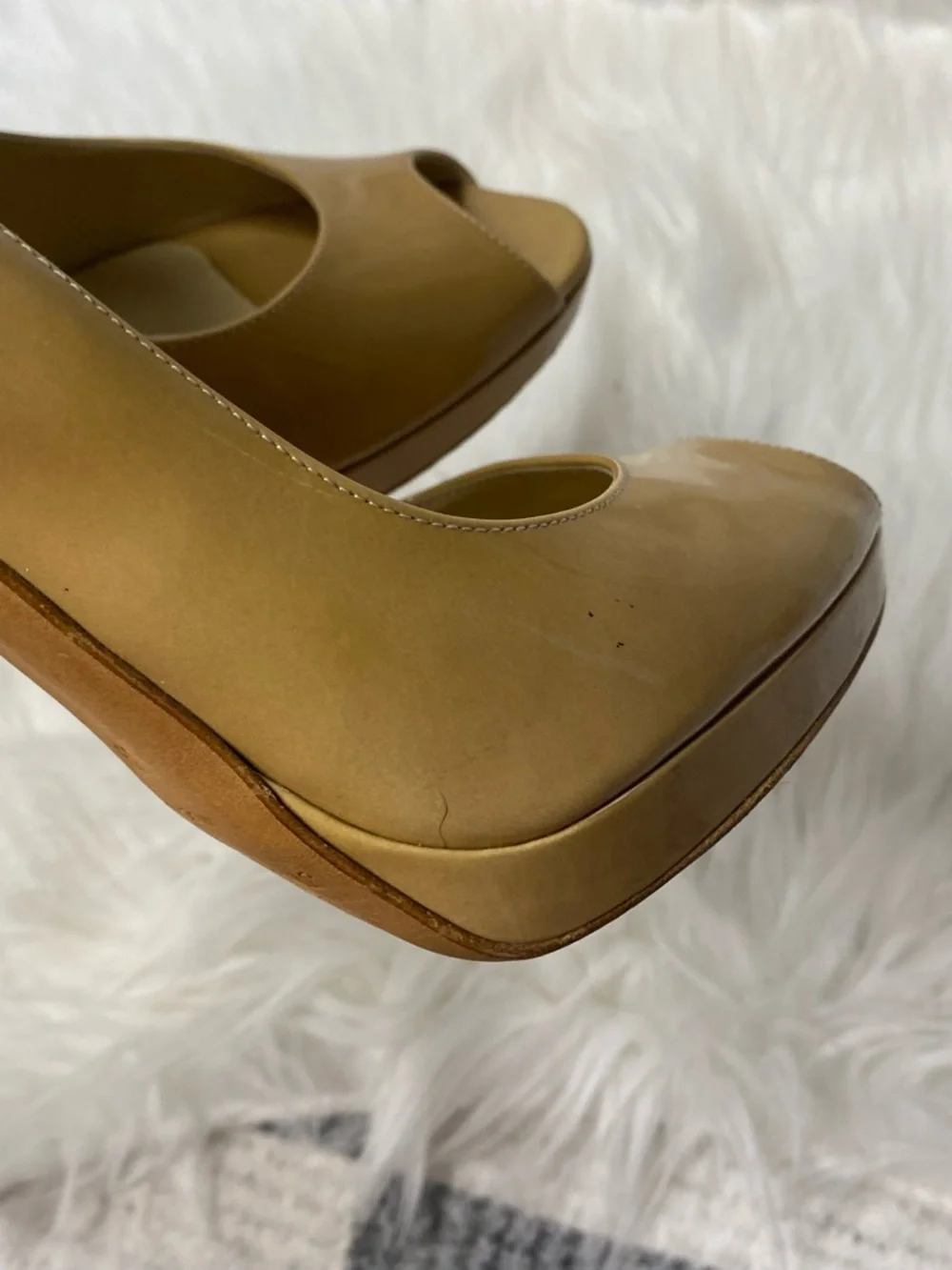 Jimmy Choo “Crown” Circa 2012 Beige Leather Peep-Toe Stiletto Pumps Authentic. - Picture 16 of 17